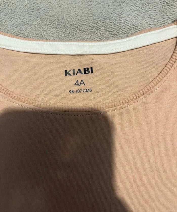 Lot 2 haut fille t 4 ans - photo numéro 3