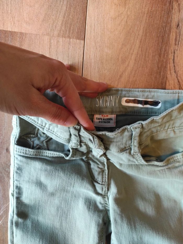 Jean 3 ans Tape à l'oeil en TBE - photo numéro 2