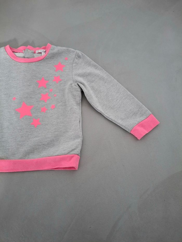 Sweat à étoiles 3A - photo numéro 2