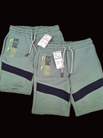 Lot 2 shorts 8 ans Kiabi NEUFS