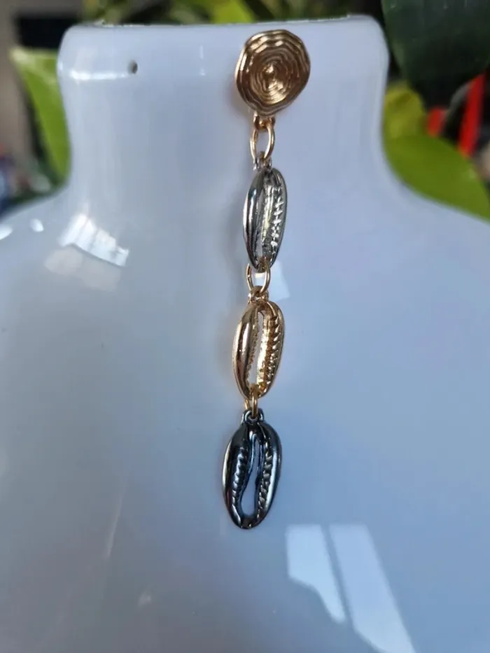 Boucles d'oreilles fantaisies argentées et dorées grains de café - photo numéro 3