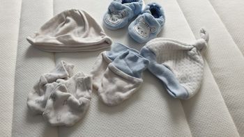 Lot bonnet gant moufles