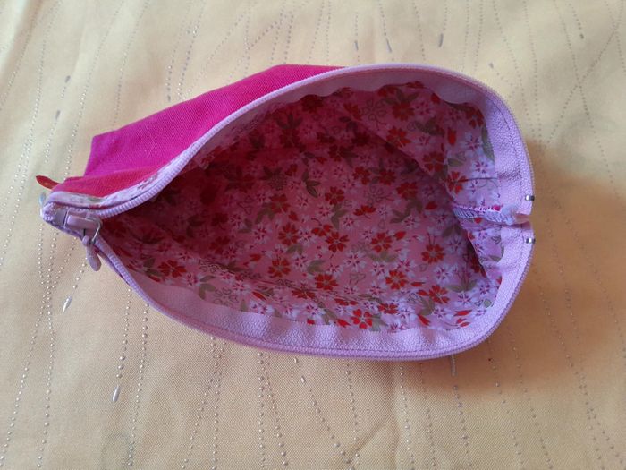 Jolie Trousse idéale pour une Super Nounou ! - photo numéro 10