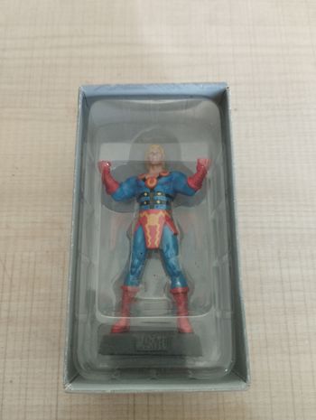 Figurine Marvel ikaris en plomb
