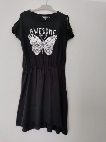 Robe Punkidz épaules dénudées 8 ans 2€