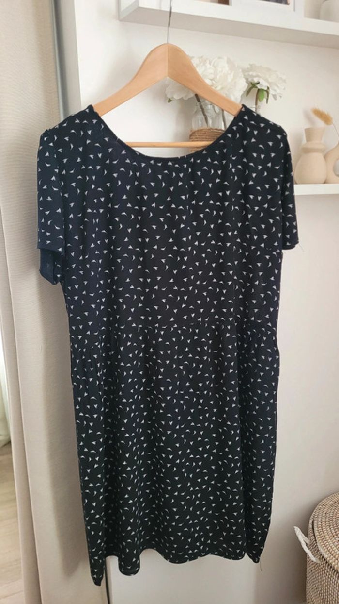Robe Kiabi taille 46 - photo numéro 2