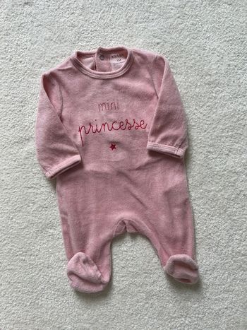 Pyjama princesse kiabi 1 mois