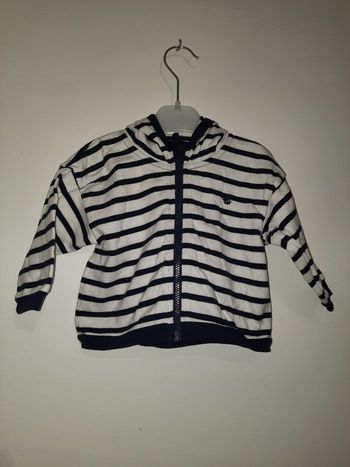 Gilet à capuche Petit  ateau 12 mois