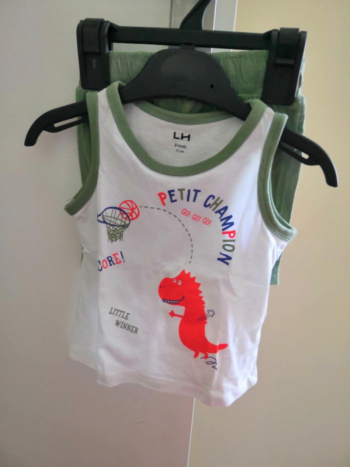 Ensemble 2 pièces (débardeur + short, Blanc et Vert) 9 mois (71 cm) La Halle