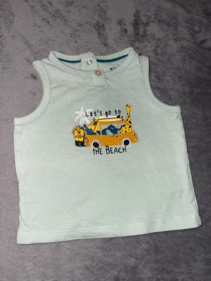 T shirt sans manche