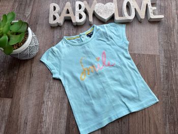 - Tee shirt kiabi   - 6 mois - Très bon état 