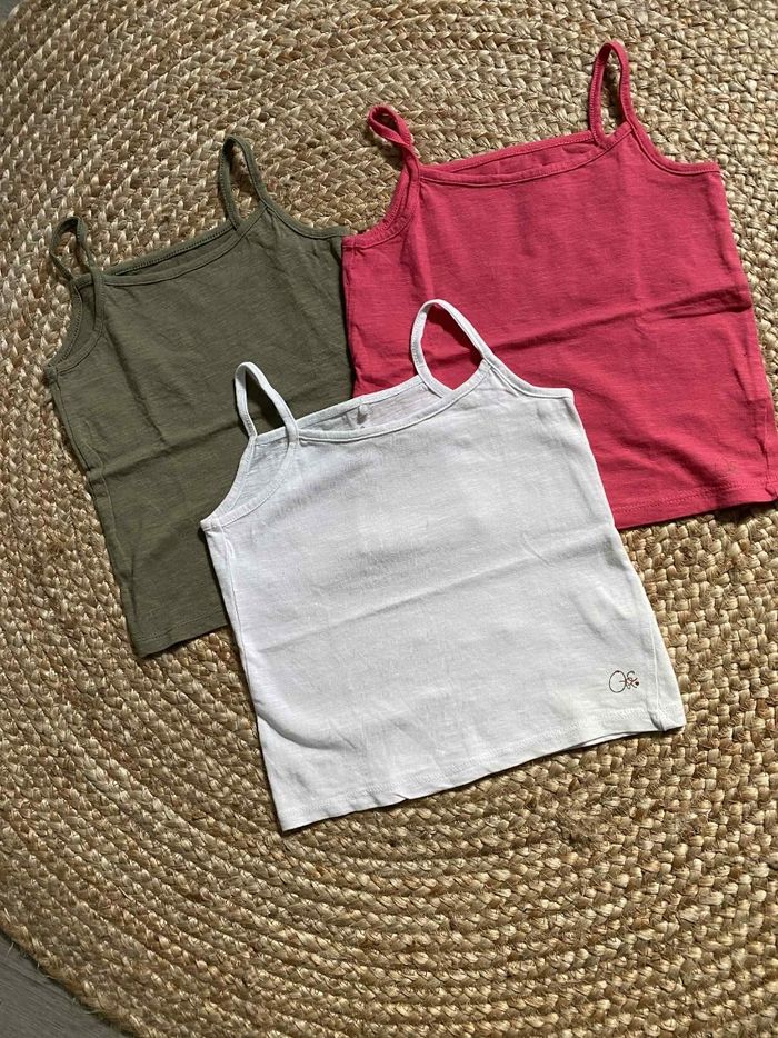 Lot de 3 débardeurs 4 ans
