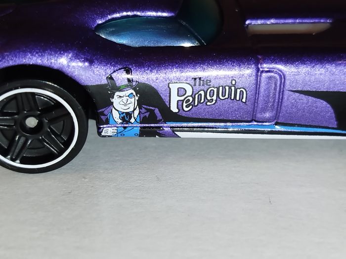 Hot Wheels The Penguin Fast Felion Multipack Batman 2025 - photo numéro 3