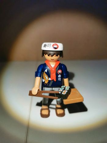 Playmobil vendeur de sushis