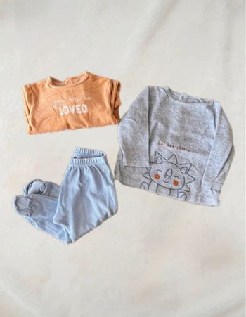🌷Lot de pyjamas mixtes taille 12 mois🌷
