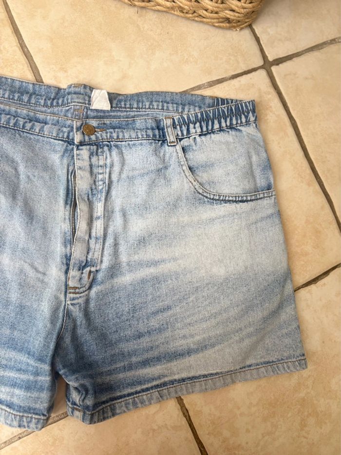 Short en jean - taille 52 - en très bon état - 100% coton - photo numéro 5