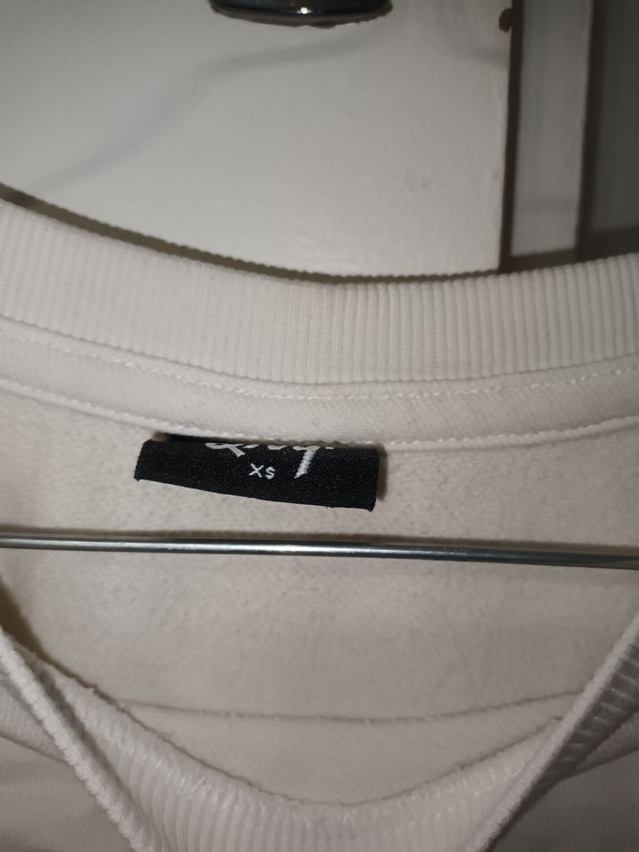 Pull blanc - photo numéro 2