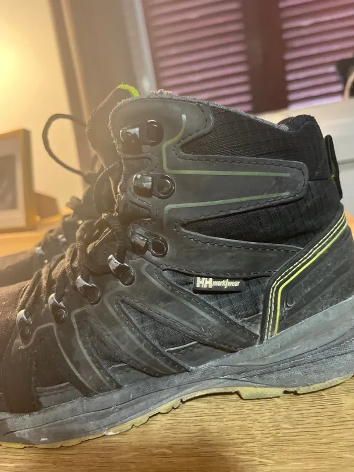 Chaussures des sécurité - photo numéro 3