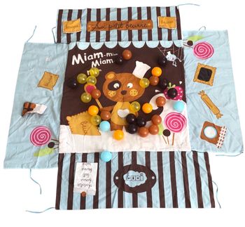 Tapis d’éveil sensoriel avec balles