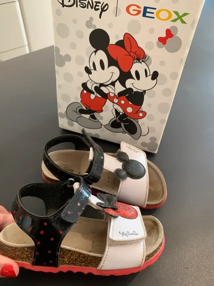 Sandales scratch Geox Disney Mickey Minnie taille 25