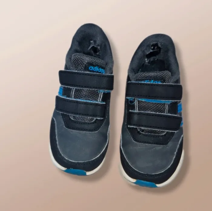Baskets garçon Adidas pointure 25 - photo numéro 2