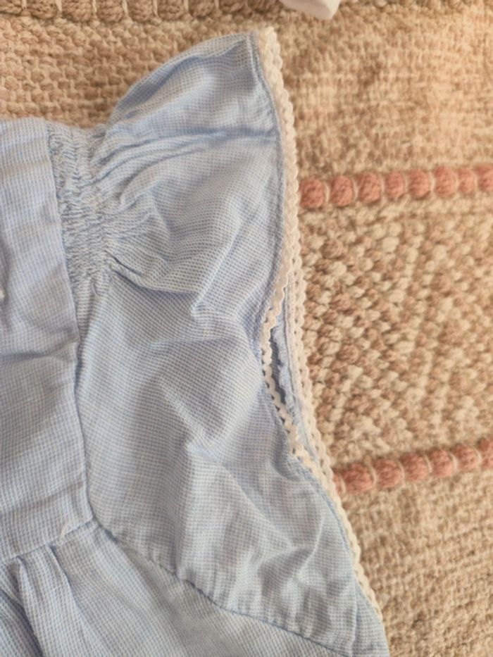 Robe bleu ciel et blanche broderies dentelle avec bandeau kiabi 2 ans 100% coton - photo numéro 3