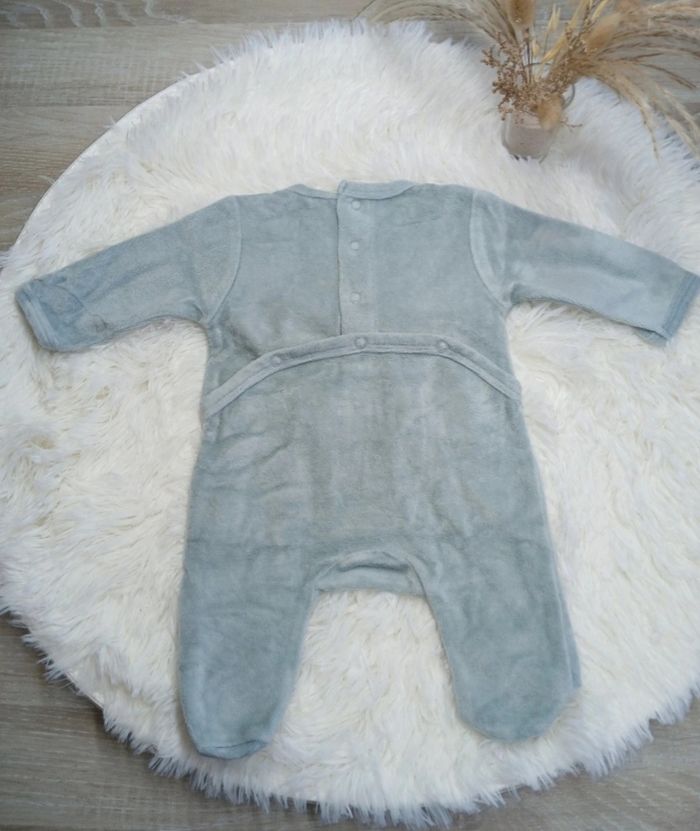 Lot pyjamas 1 mois - photo numéro 9