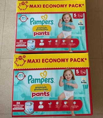 Lot de 2 cartons Pampers premium pants taille 5