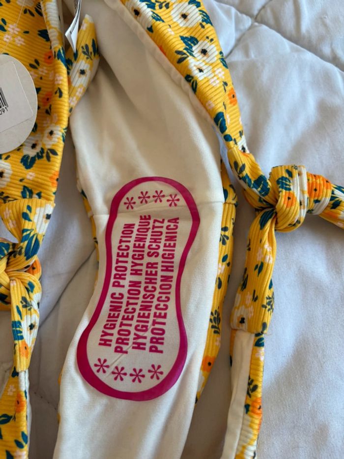 Bas de maillot de bain bikini penti jaune à noeuds motif fleurie taille L/40 neuf - photo numéro 5