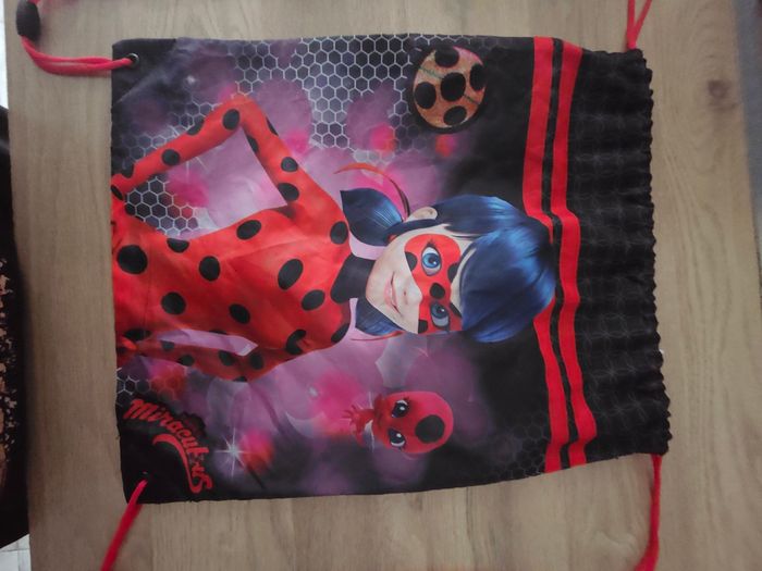 Sac + deguisement gratuit  miraculous - photo numéro 4