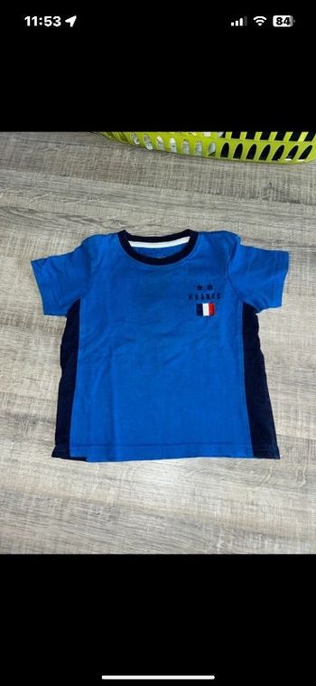 Beau petit t-shirt France