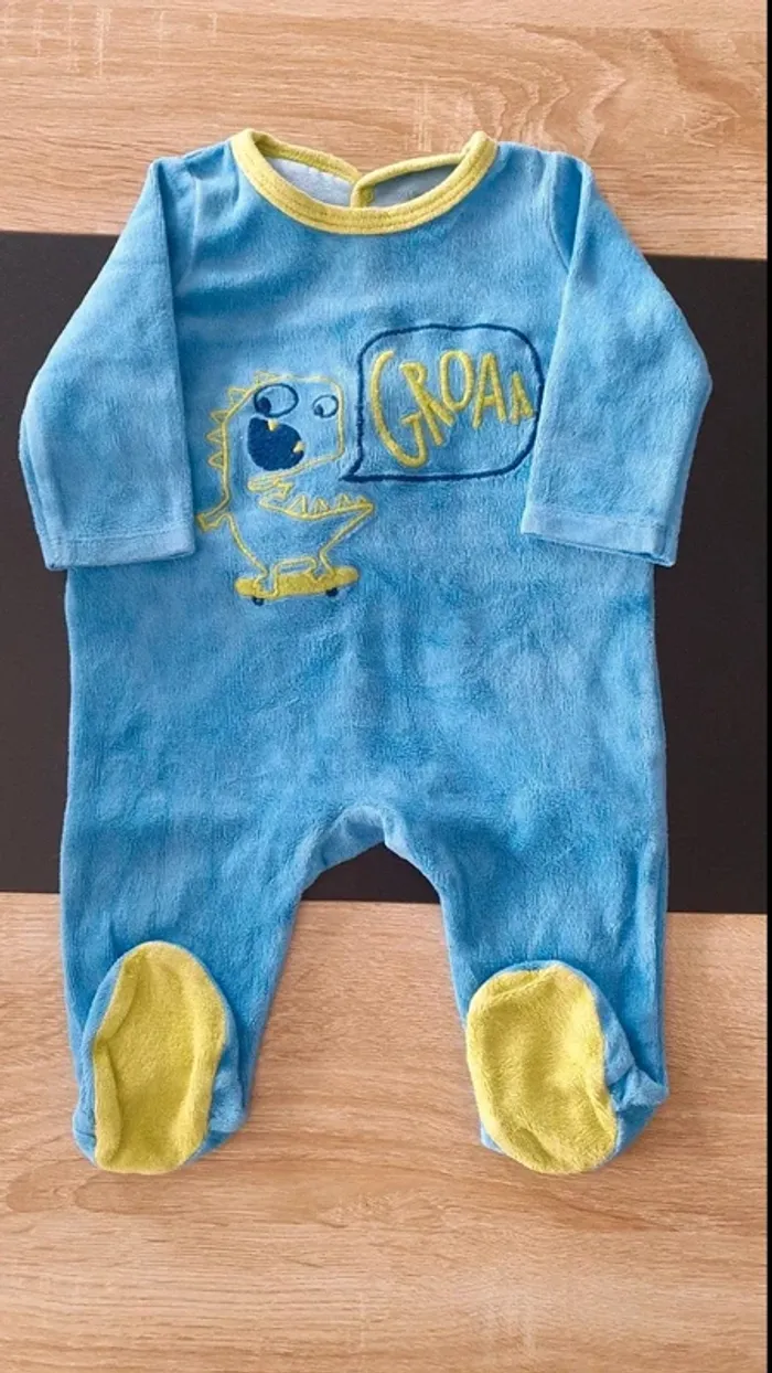 Lot de 4 pyjamas hiver 3 mois - 62 cm - photo numéro 4