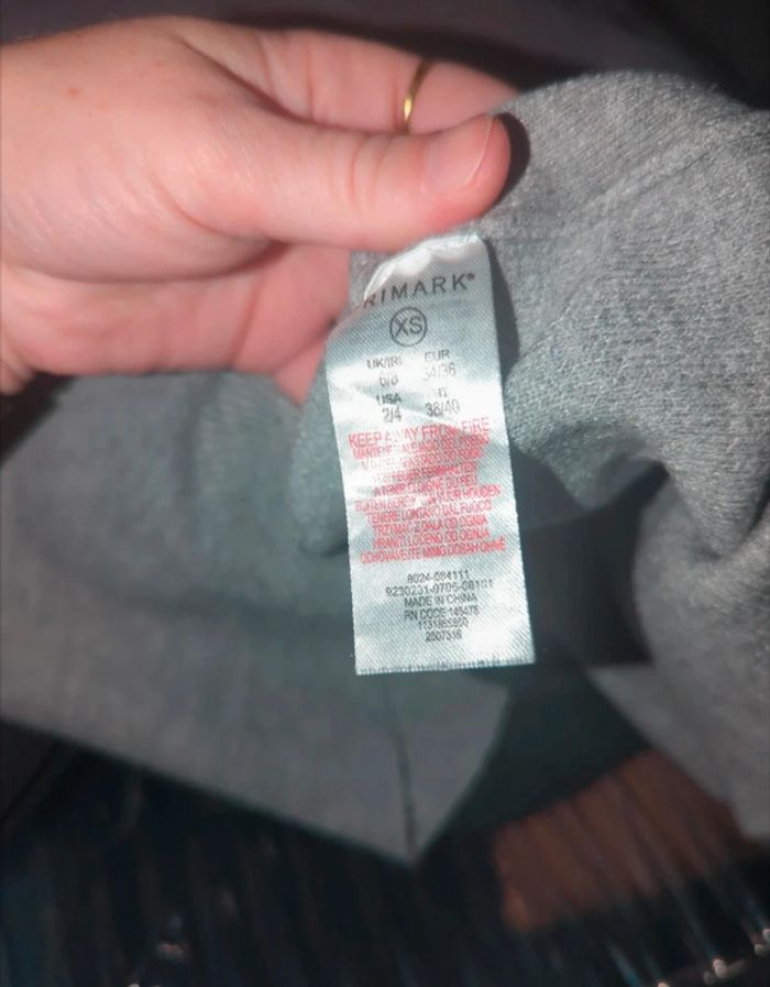 Pull col cheminée primark taille 34 XS - photo numéro 3