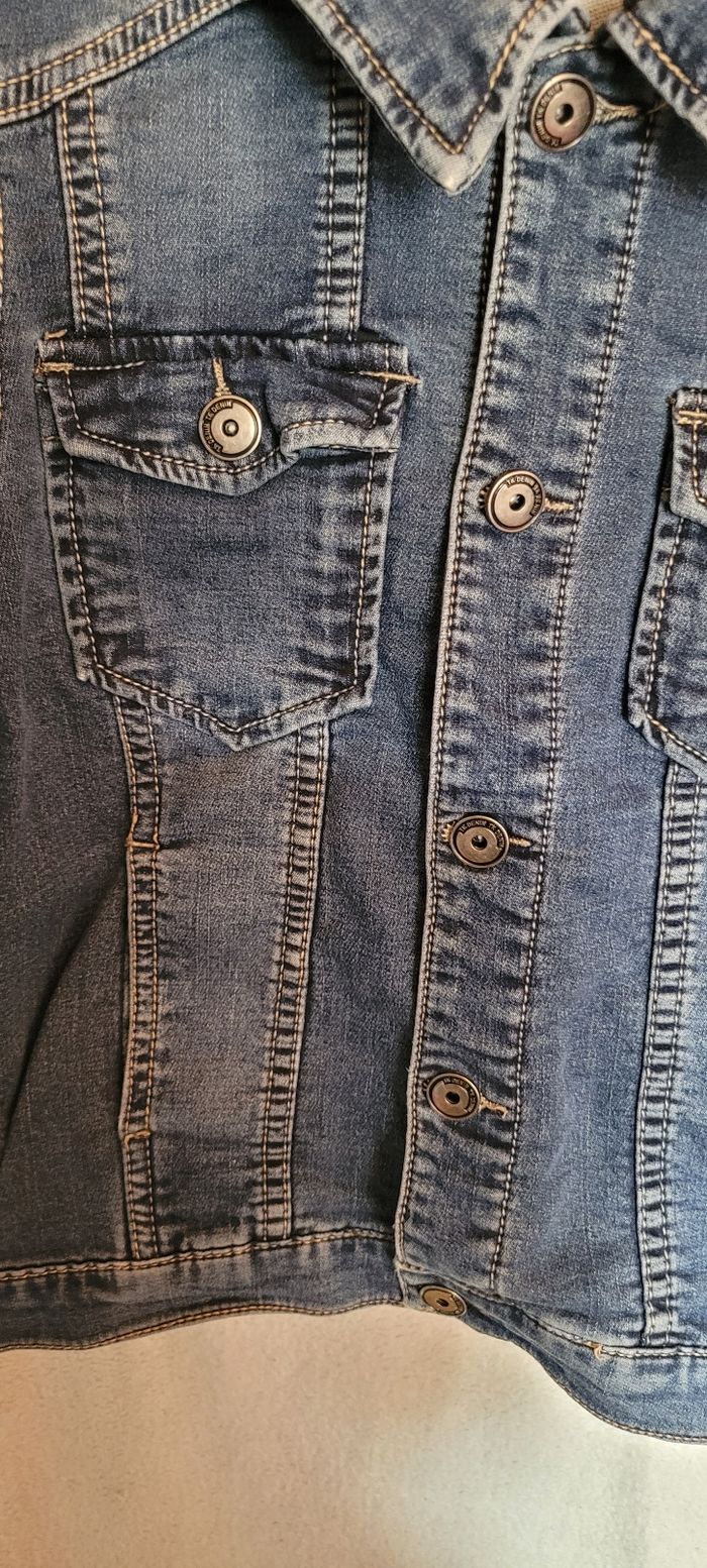 Veste en jean's avec capuche - photo numéro 2