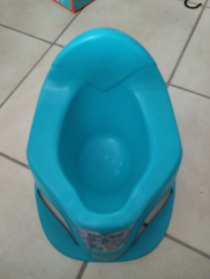 Pot de toilette