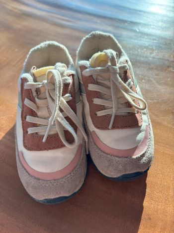 Basket Zara pointure 24