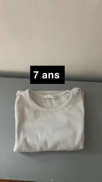 T-shirt fille  7ans