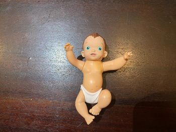 Figurine rare bébé tarzan