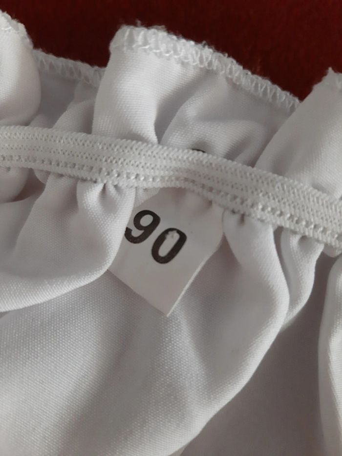 Blouse blanche - photo numéro 2