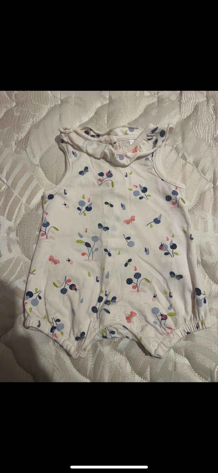 Lot bébé fille 1 mois - photo numéro 3