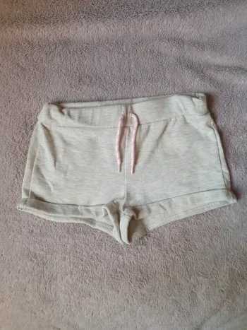 Short léger en coton Kiabi taille 12 ans