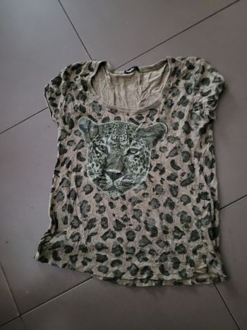T-shirt jennyfer taille M