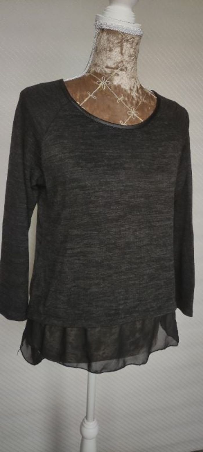 Pull léger avec noeud dernière