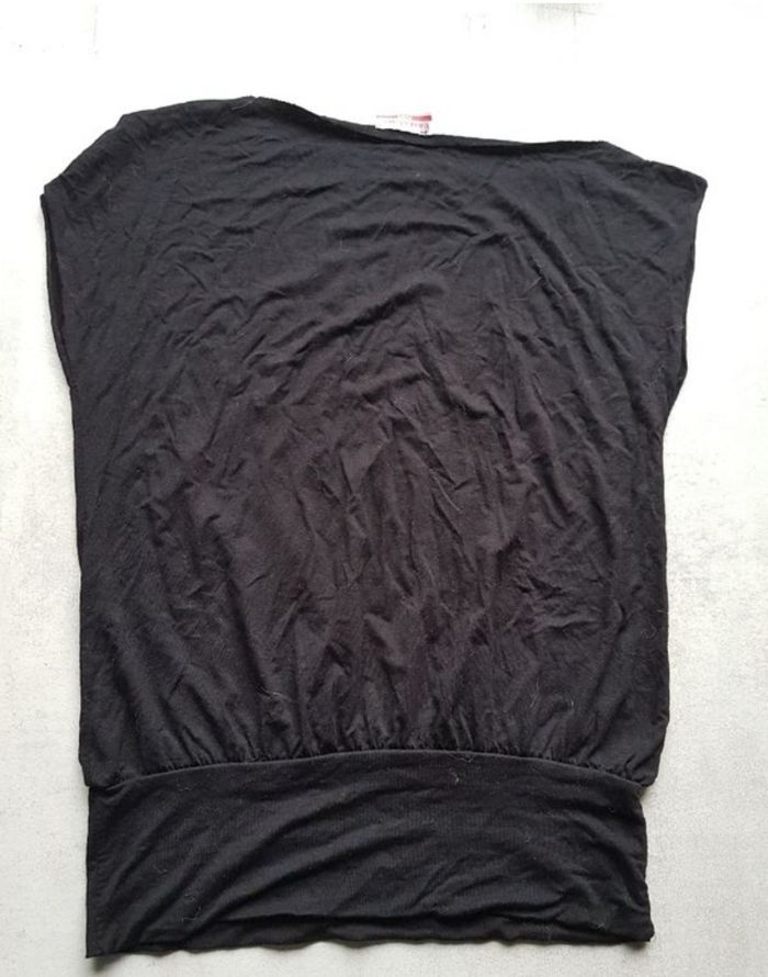 Haut sans manche taille 38 - photo numéro 2