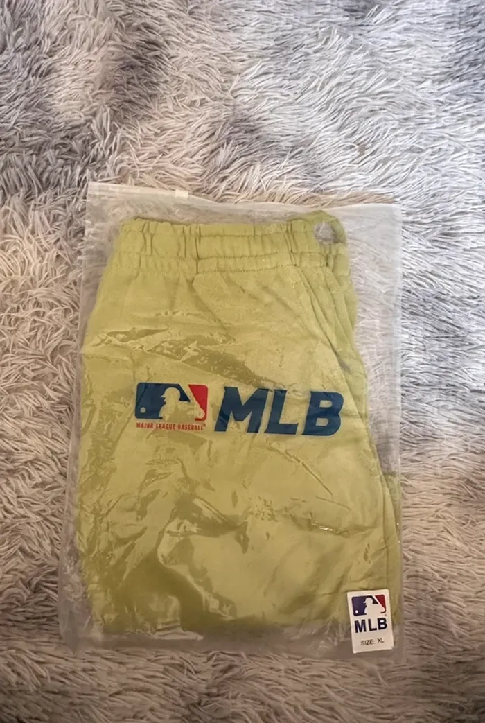 Short unisexe MLB officiel vert citron - Taille XL - photo numéro 2