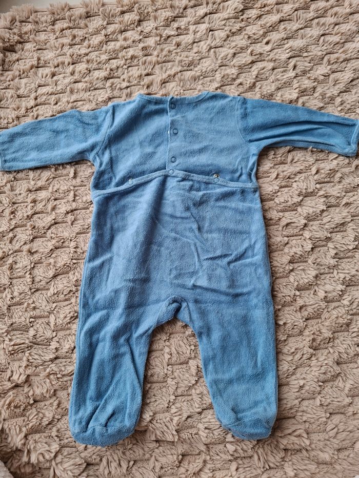 Pyjama Taille 6 mois - photo numéro 2