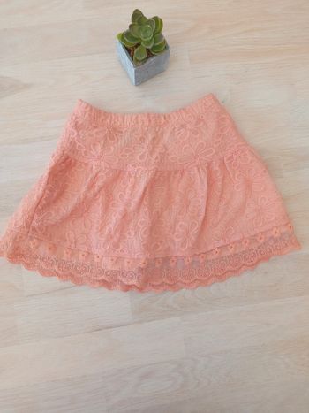 Jupe en dentelle 2 ans