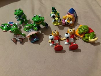 Figurines