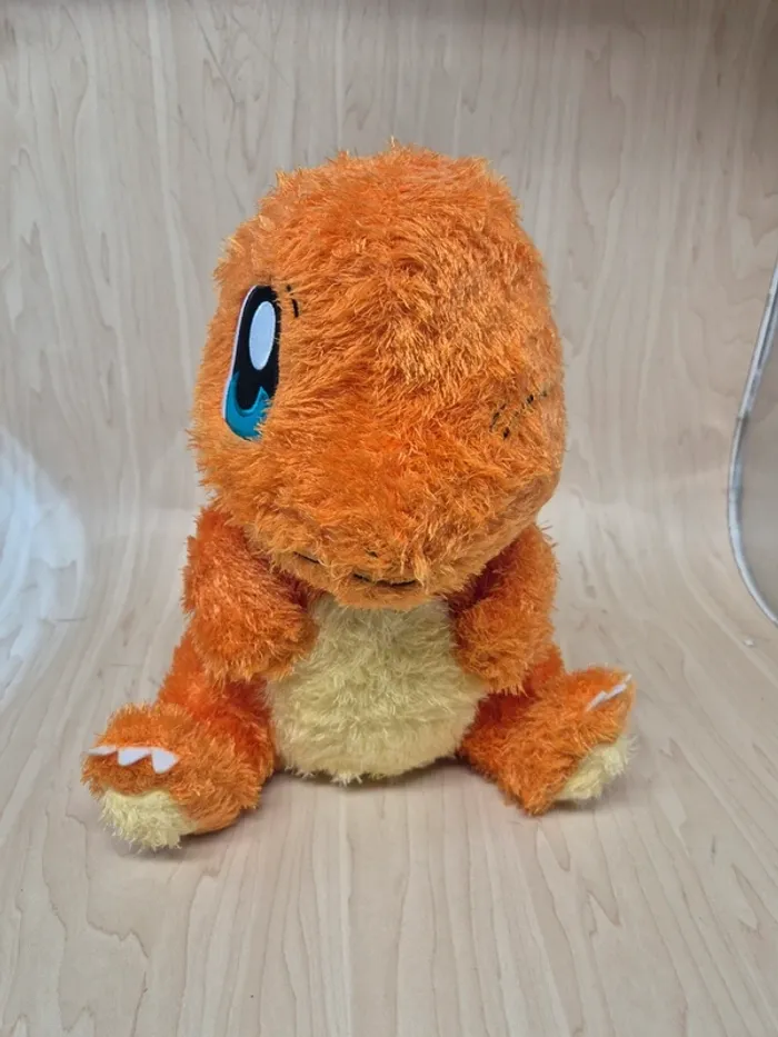 Peluche Pokemon Dracofeu fuwafuwa