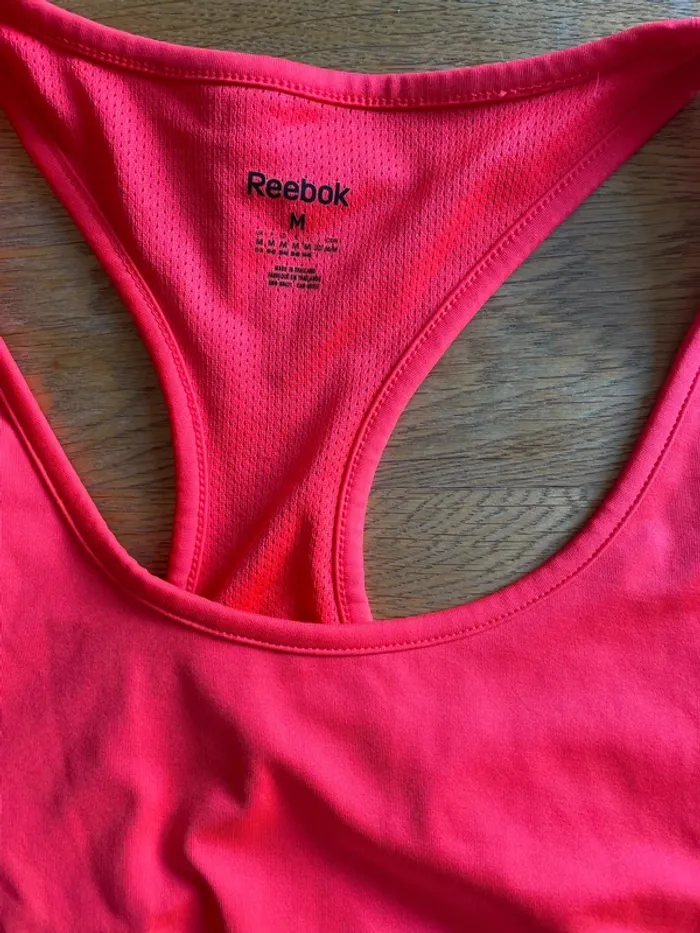 Brassière Reebook taille M - photo numéro 2
